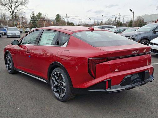 2025 Kia K4 GT-Line
