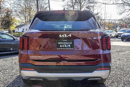 2024 Kia Sorento LX