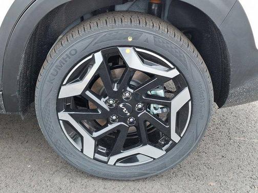 2025 Kia Seltos SX