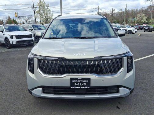 2025 Kia Carnival EX
