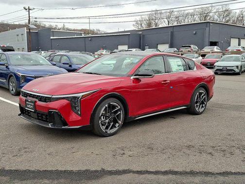 2025 Kia K4 GT-Line