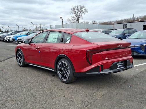 2025 Kia K4 GT-Line