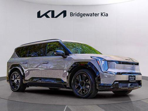 Road Rider Brown 2026 Kia EV9 Land