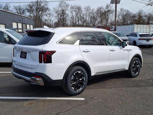 2025 Kia Sorento S
