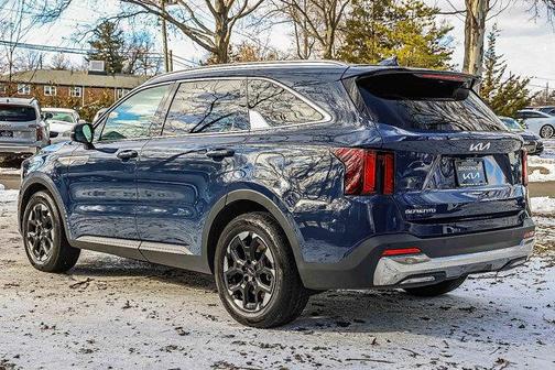 2024 Kia Sorento S