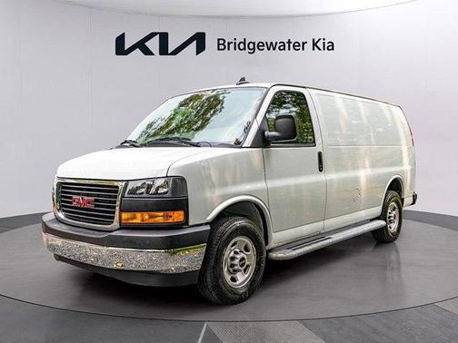 2023 GMC Savana 2500 Work Van