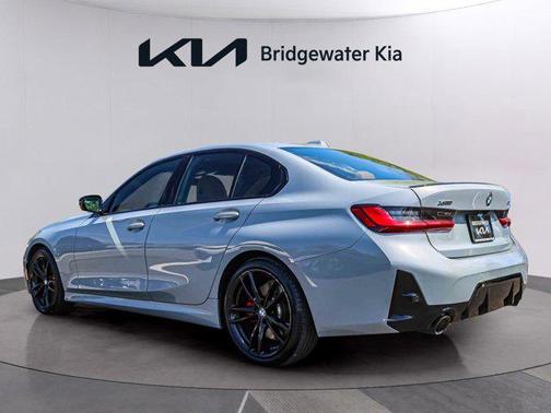 Brooklyn Grey Metallic 2024 BMW 330 i xDrive