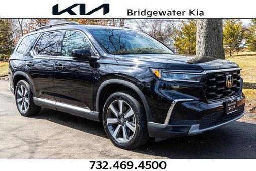 2023 Honda Pilot Touring 8-Passenger