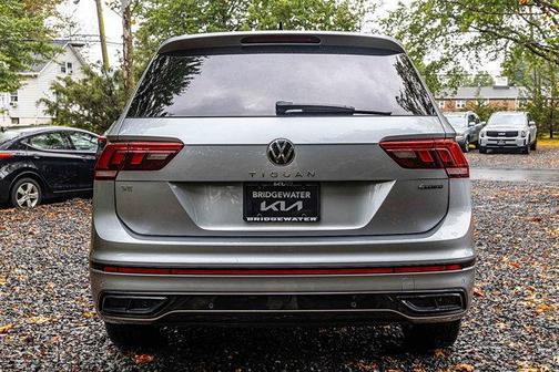 2022 Volkswagen Tiguan 2.0T SE R-Line Black 4MOTION