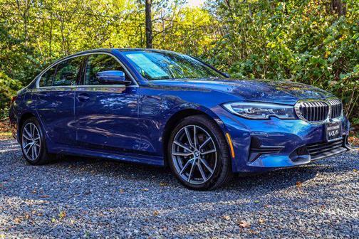 2022 BMW 330 i xDrive