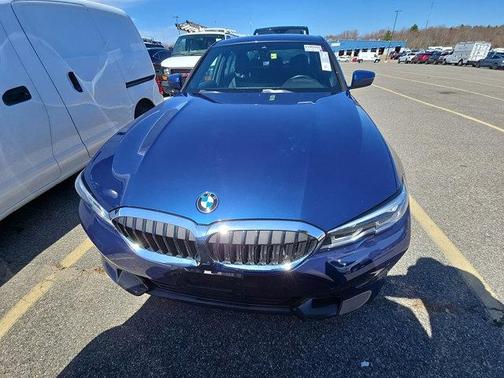 2022 BMW 330 i xDrive