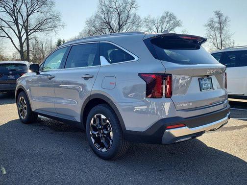 2025 Kia Sorento S