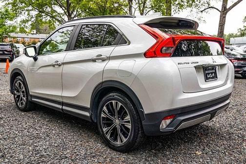 2020 Mitsubishi Eclipse Cross SE