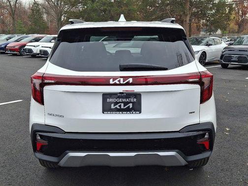 2025 Kia Seltos EX