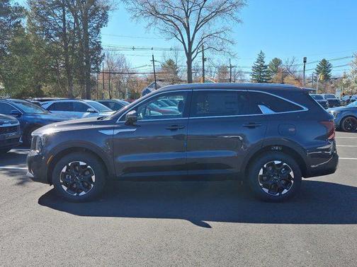 2025 Kia Sorento S
