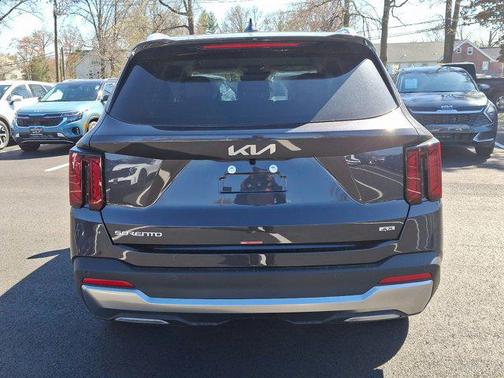2025 Kia Sorento S