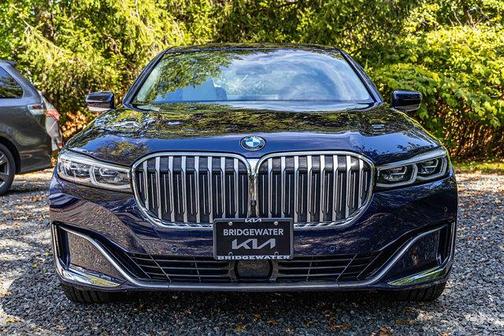 2022 BMW 750 i xDrive