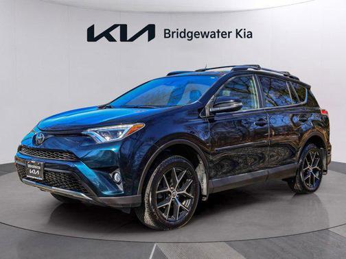 2018 Toyota RAV4 SE
