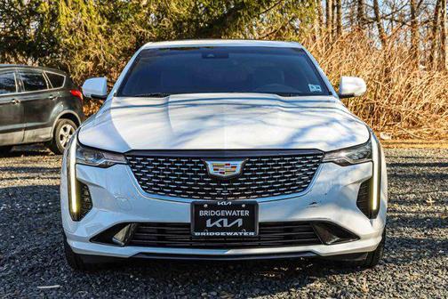 2023 Cadillac CT4 Luxury