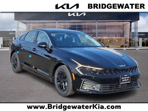 2025 Kia K5 LXS