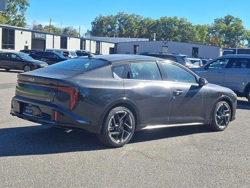 2025 Kia K4 GT-Line