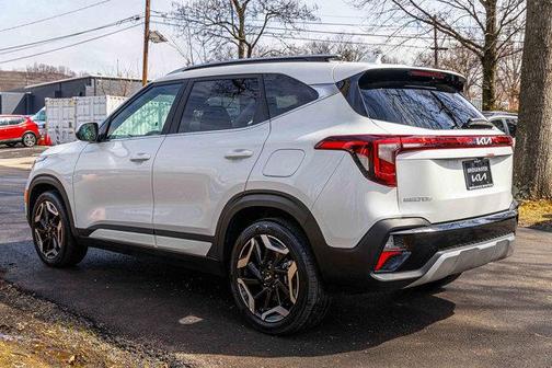 2024 Kia Seltos SX