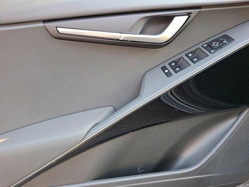 2025 Kia Niro EV Wind