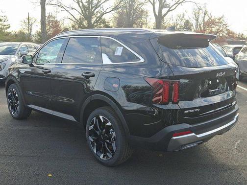 2025 Kia Sorento EX