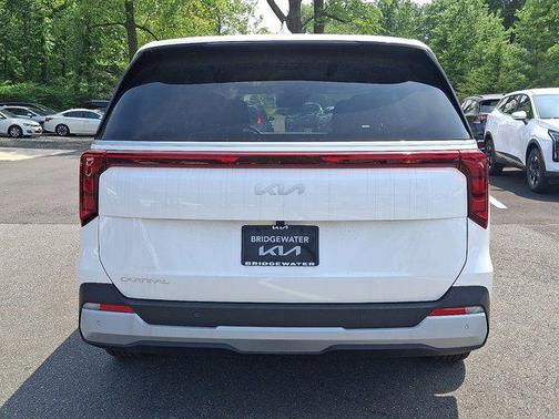 2025 Kia Carnival LXS