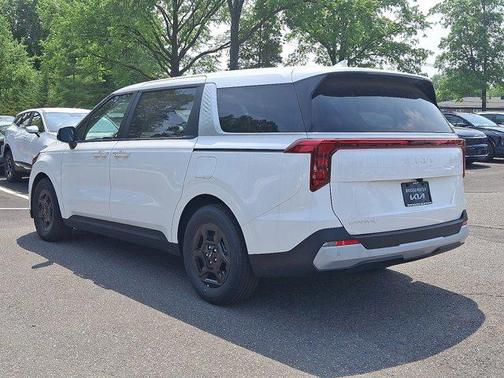 2025 Kia Carnival LXS