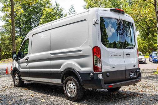 2022 Ford Transit-250 Base