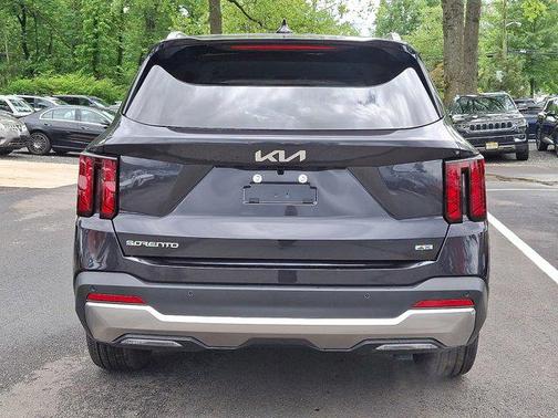 2025 Kia Sorento EX