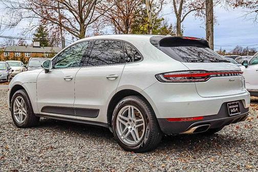 2021 Porsche Macan AWD