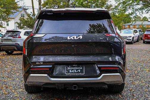 2024 Kia EV9 Land