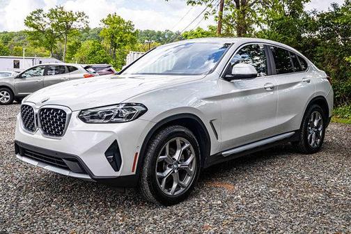 2024 BMW X4 xDrive30i
