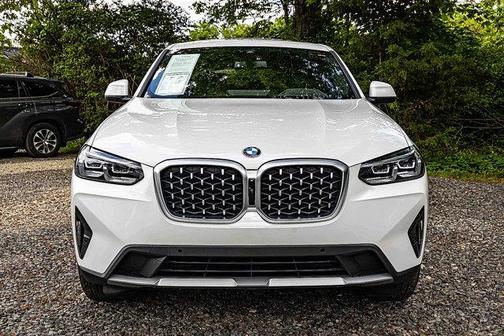 2024 BMW X4 xDrive30i