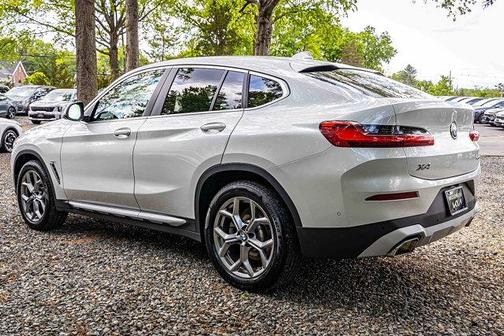 2024 BMW X4 xDrive30i