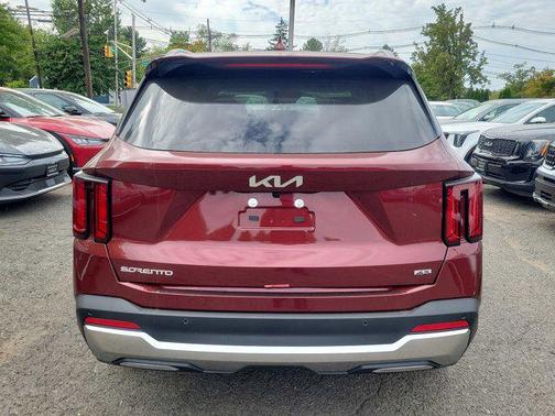 2025 Kia Sorento S