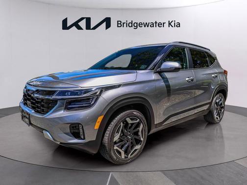 Steel Gray 2024 Kia Seltos SX