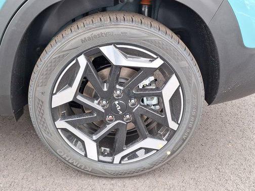 2025 Kia Seltos SX