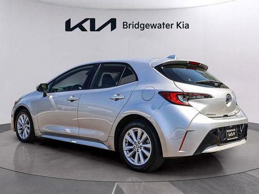 Classic Silver Metallic 2024 Toyota Corolla SE