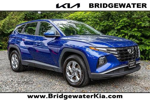 2022 Hyundai TUCSON SE