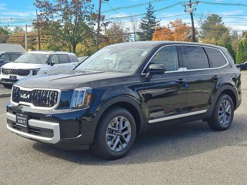2025 Kia Telluride LX