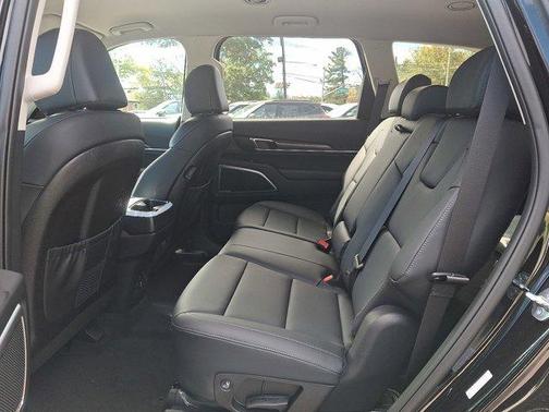 2025 Kia Telluride LX