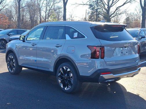 2025 Kia Sorento EX