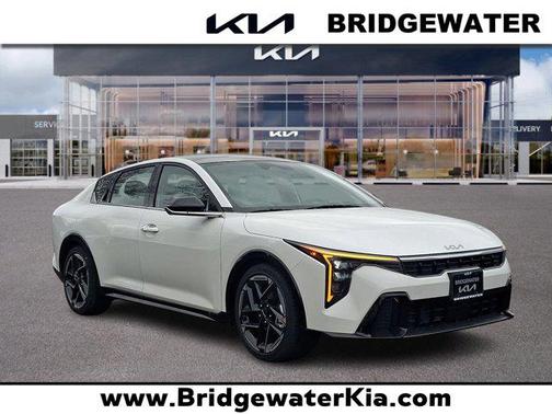 2025 Kia K4 GT-Line