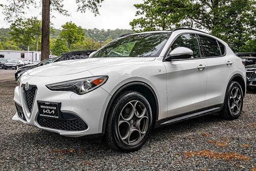 2022 Alfa Romeo Stelvio Ti