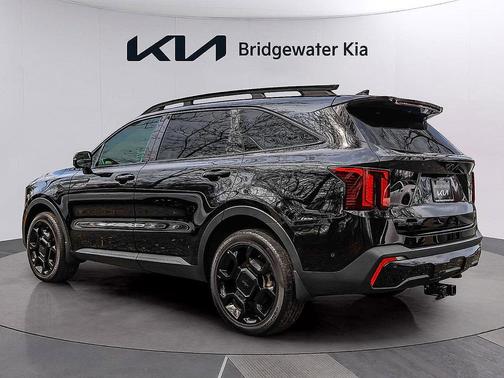 Ebony Black 2026 Kia Sorento SX