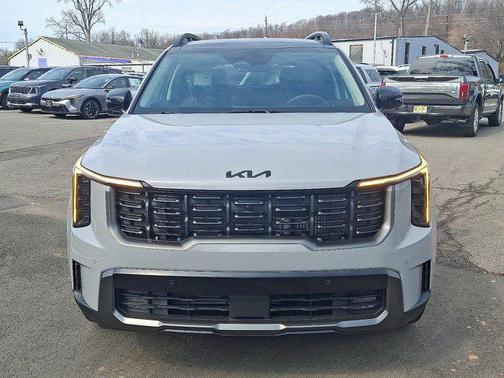 2025 Kia Sorento SX