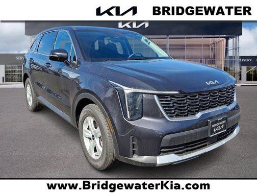 2025 Kia Sorento LX